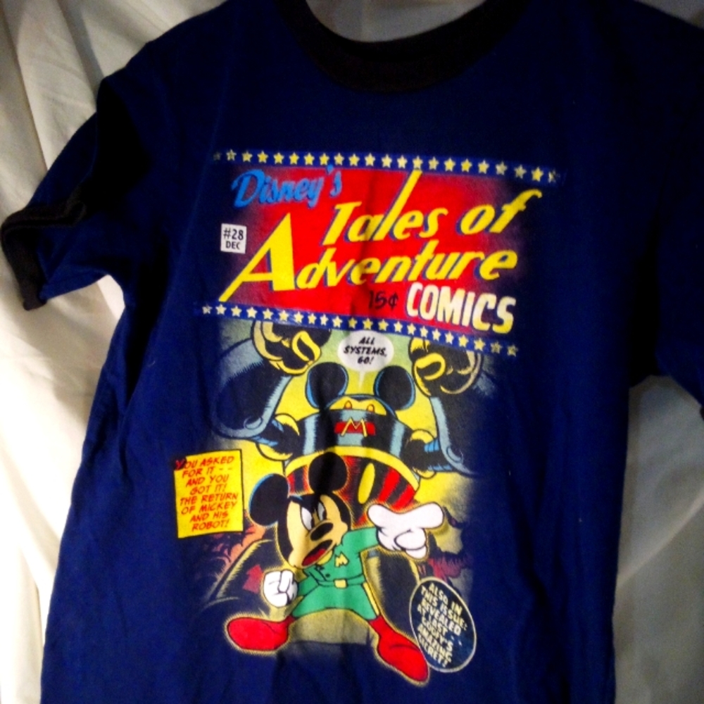 Disney Studio collection boy's medium tee shirt